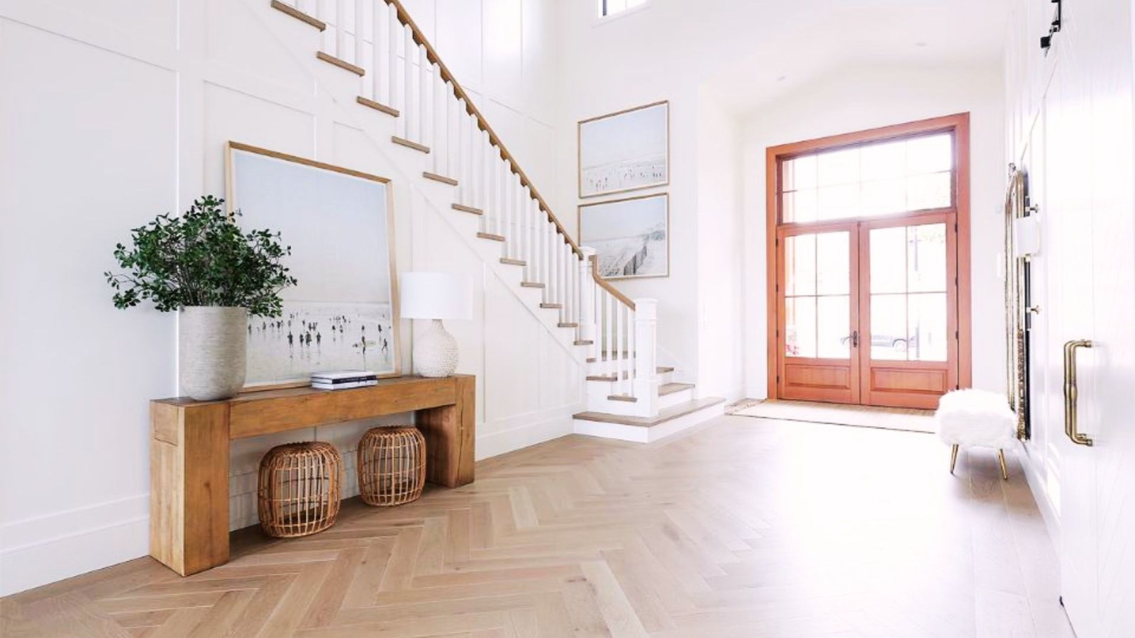Image shows the entryway table placement.